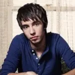 Mo Pitney Net Worth 2026 — Wealth, Career Earnings & Lifestyle